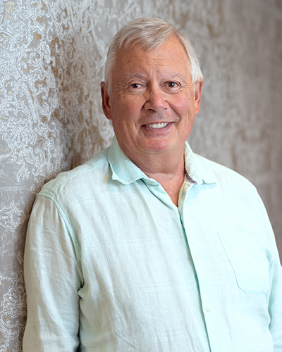 Dr. Ralph Stefani